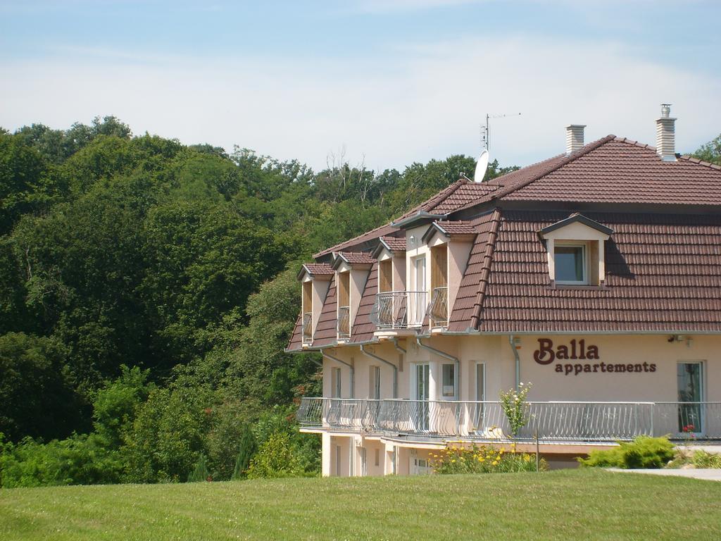 Balla Appartements ซาลาคาโรส ภายนอก รูปภาพ